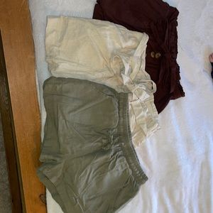 Set of 3 Linen Shorts